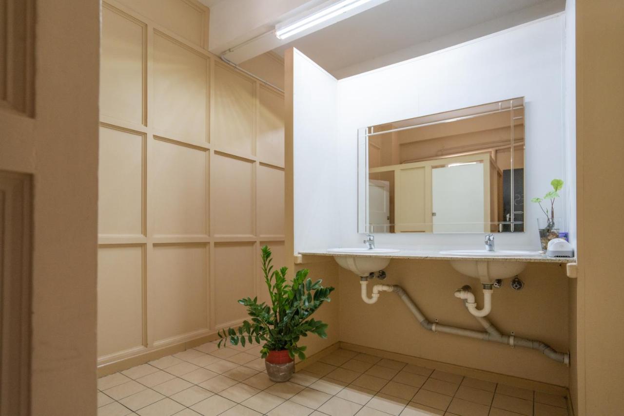 Commercial Hotel Clermont Экстерьер фото